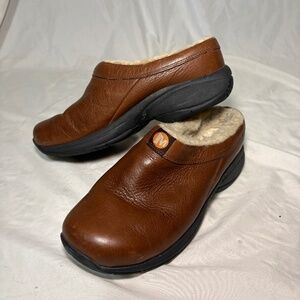 Merrell Primo Chill Slide Mules/Clogs Sherpa Lined Brown Leather Size 8.5